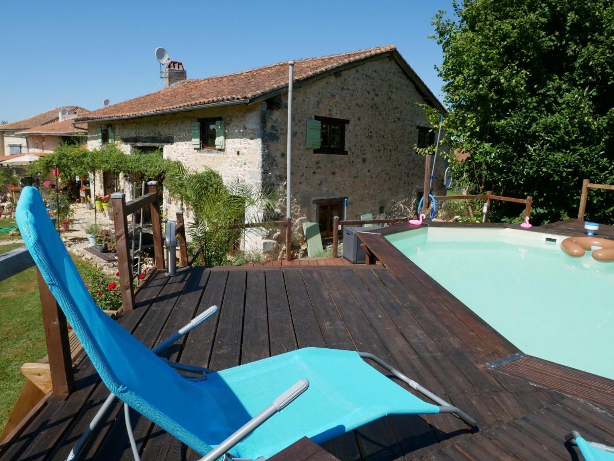 Chez Daisy Villa Montbron Exteriör bild